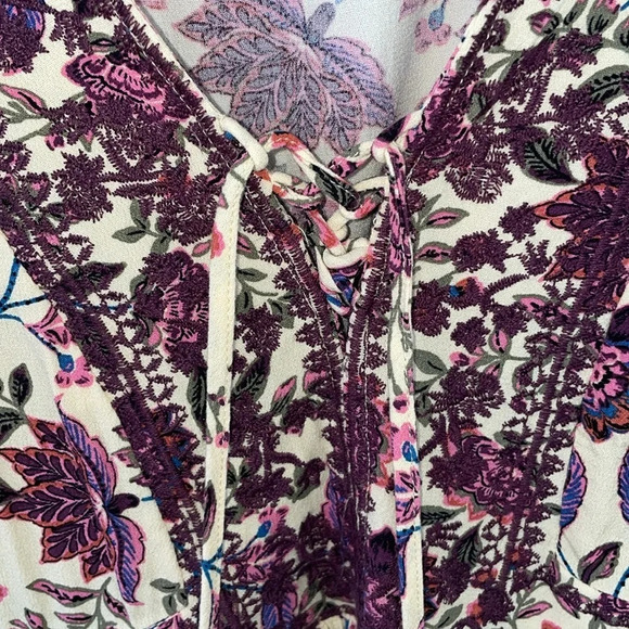 Torrid Women Floral Blouse Long Sleeve Rayon V-Neck Embroidered Purple Size 2/2X - Picture 6 of 16